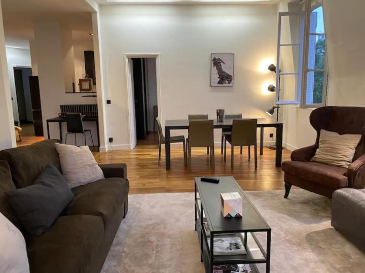 Appartement 3 Chambres Paris 7E Ngoại thất bức ảnh